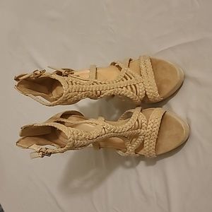 Aldo size 7 womens heels cream high heels